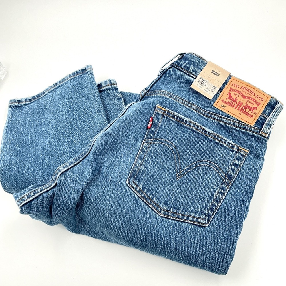 Levi's 501 Original Mens Size 31x30 Jeans Blue Straight Leg MSRP $80